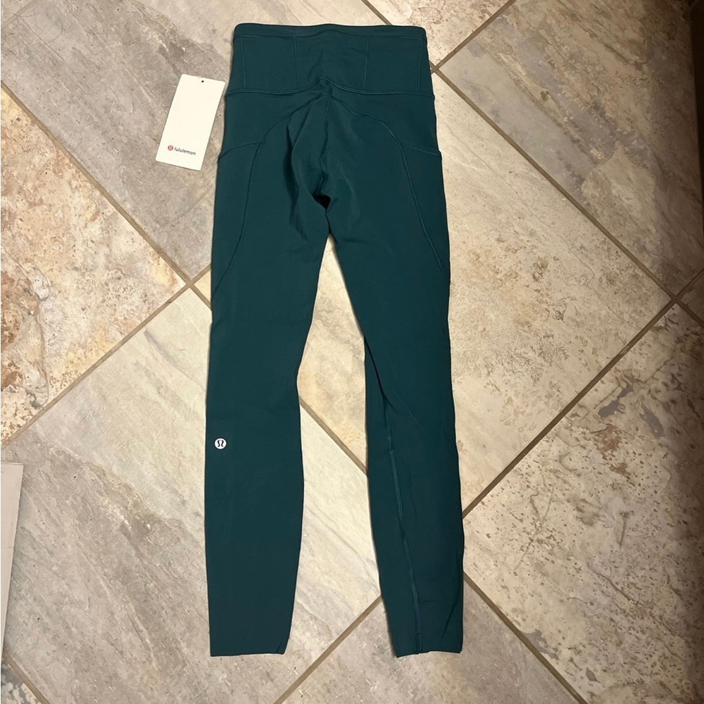 Lululemon green jaspar fast and free 25” size 2. NWT!